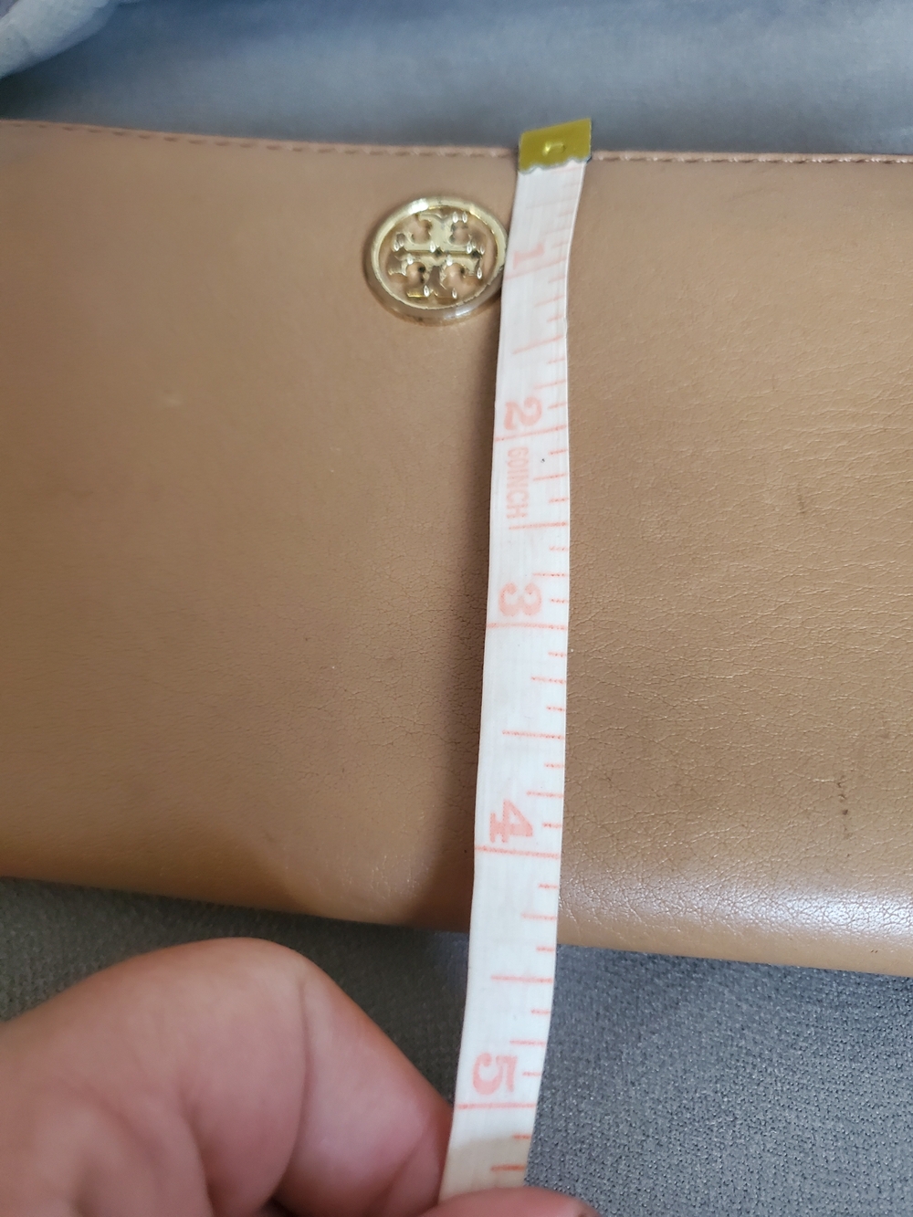 Tory Burch Soft Tan Leather Sround Zip Wallet Womens Continental - Picture 8 of 14